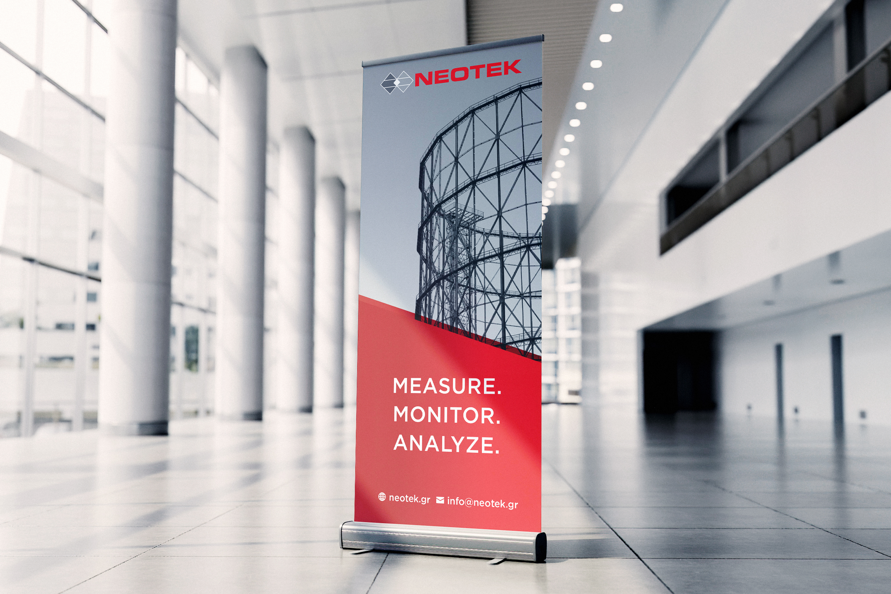 Neotek Roll Up banner 85x200cm.