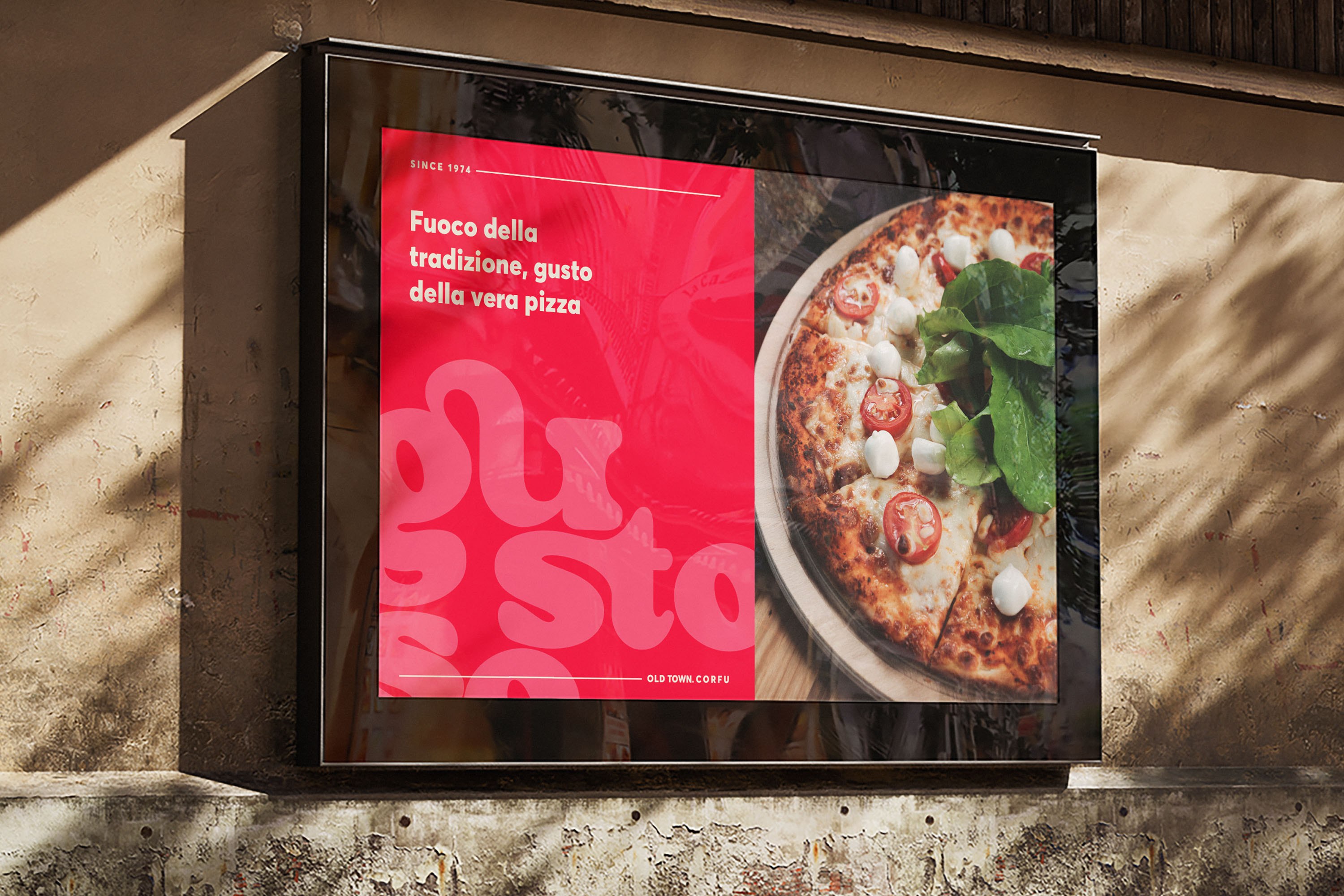 gustoso ristorante italiano bilboard ad about pizza at Corfu Old Town.